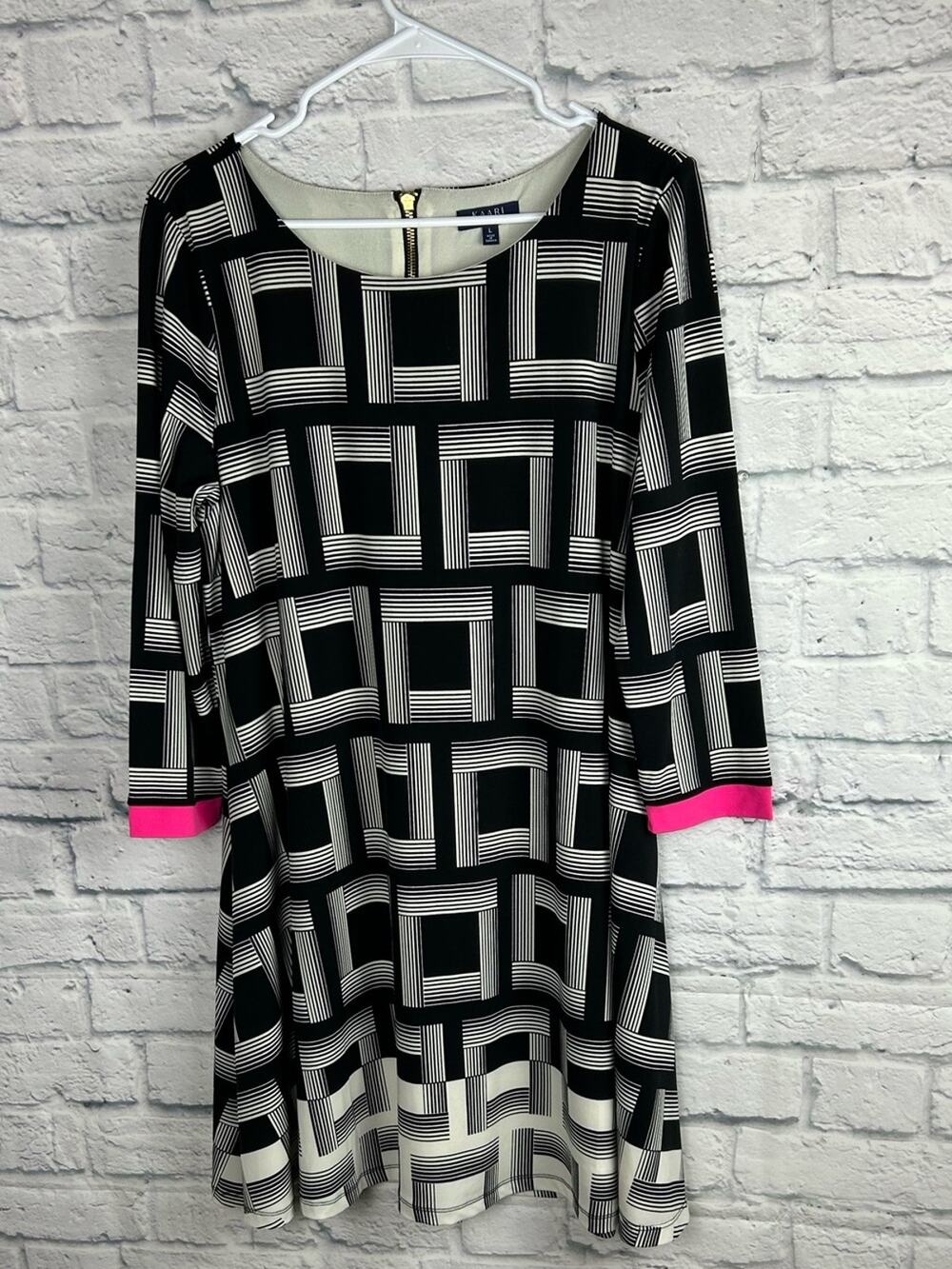 Kaari Blue Large Black White Geometric Dress Pink Cuff 3/4 Sleeve L